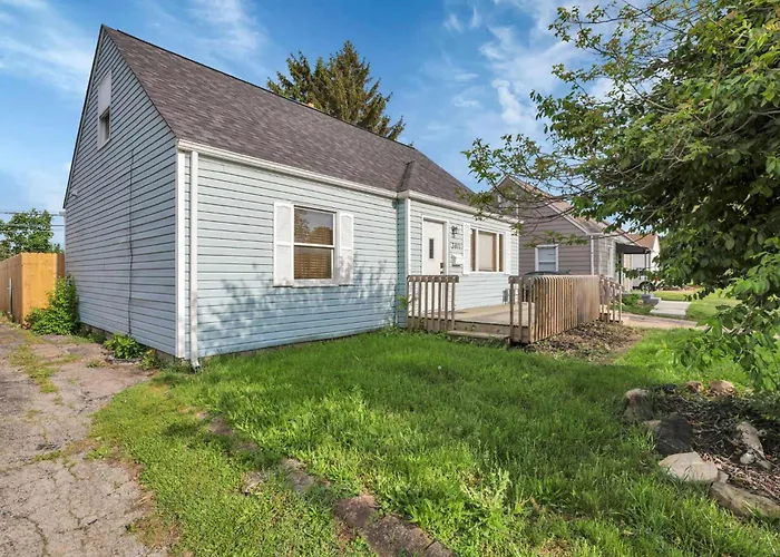 Housepitality - The Sunset House Holiday home Columbus